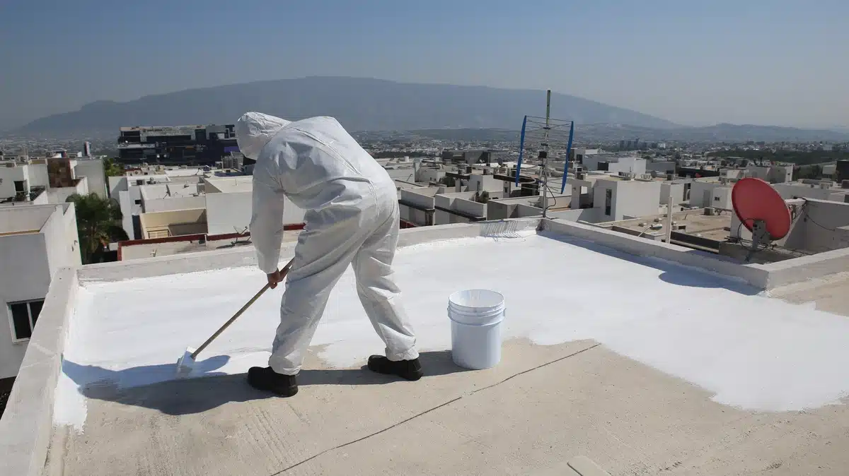 The Benefits of Using Commercial Roof Sealant