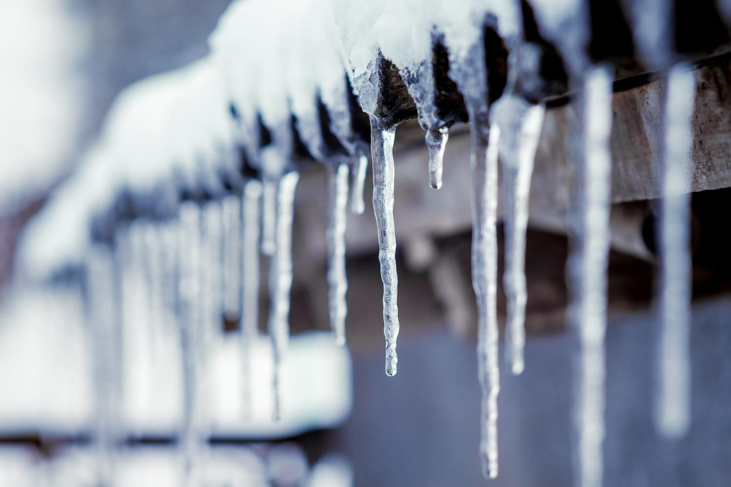 how long does it take to replace a roof roof and gutters with icicles hanging