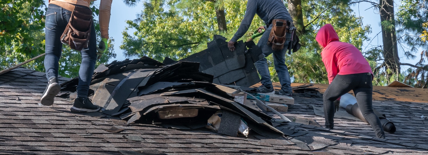 should you stay home during a roof repair workers
