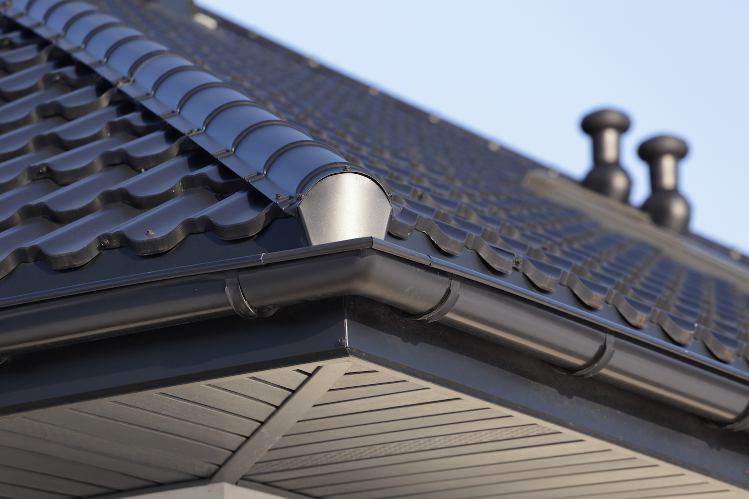 stratmoor roofing company metal
